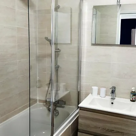 아파트 L'r Du Roc : Duplex 4* Avec Terrasse Et Garage - Fr-1-858-7 *